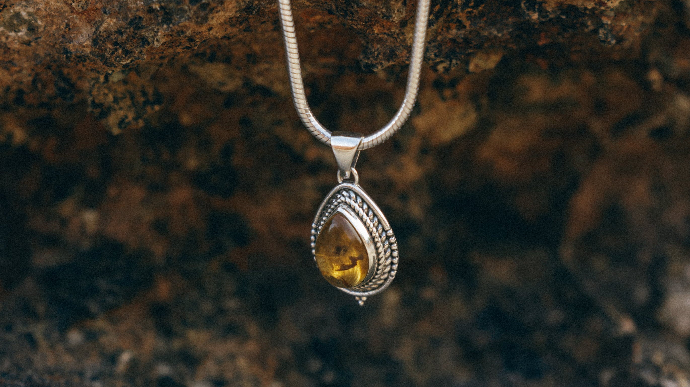 Citrino: La Piedra del Sol, la Energía y la Abundancia